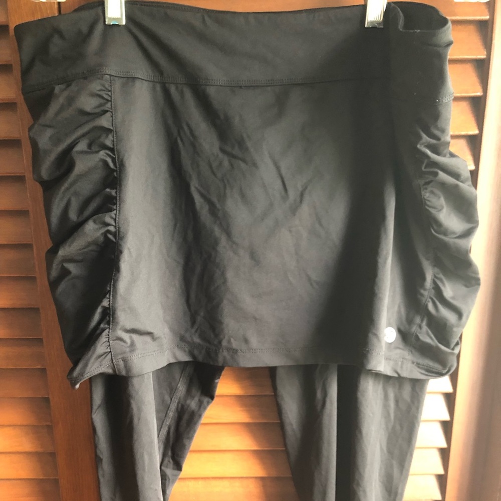 Lija Tennis skirt with attached Capri leggings